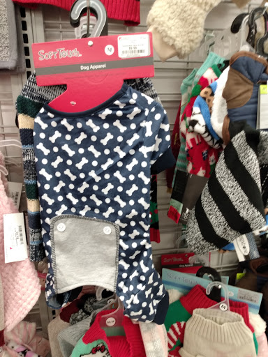 Pet Supply Store «Pet Supplies Plus», reviews and photos, 30450 Lakeshore Blvd, Willowick, OH 44095, USA