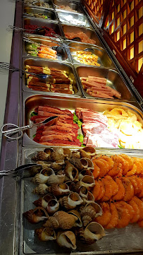 Buffet du Restaurant de type buffet Lucky Wok à Provins - n°12
