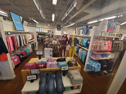 Clothing Store «Gap Factory Store», reviews and photos, 6699 N Landmark Dr, Park City, UT 84098, USA