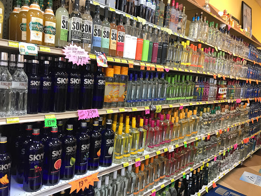 Liquor Store «Colonial Liquor & Wine», reviews and photos, 12100 E Colonial Dr, Orlando, FL 32826, USA