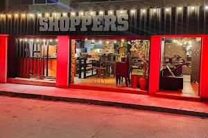 Shoppers Restaurante Bar image