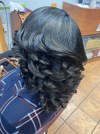 Beauty Salon «El Nati Dominican Hair Salon», reviews and photos, 6011 Haverford Ave, Philadelphia, PA 19151, USA