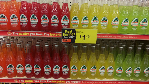 Grocery Store «Hannaford Supermarket», reviews and photos, 1122 Mohawk St, Utica, NY 13501, USA