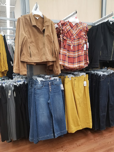 Discount Store «Walmart», reviews and photos, 10075 Bruceville Rd, Elk Grove, CA 95757, USA