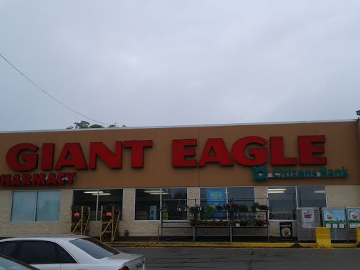 Supermarket «Giant Eagle Supermarket», reviews and photos, 1300 Country Club Rd, Monongahela, PA 15063, USA