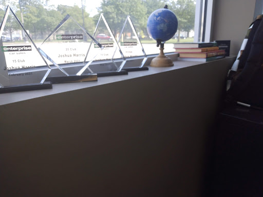 Used Car Dealer «Enterprise Car Sales», reviews and photos, 29301 Grand River Ave, Farmington Hills, MI 48336, USA