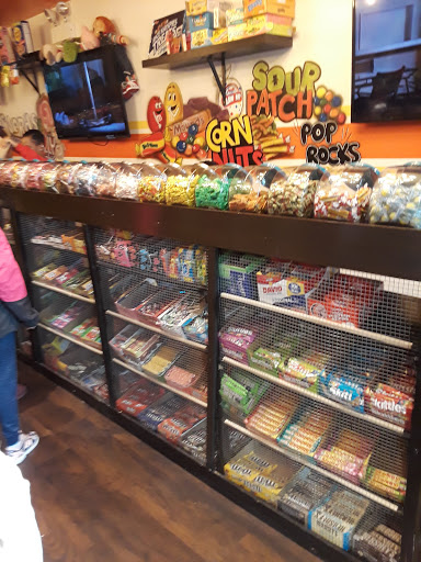 Shopping Mall «River Oaks Center», reviews and photos, 96 River Oaks Center Dr, Calumet City, IL 60409, USA