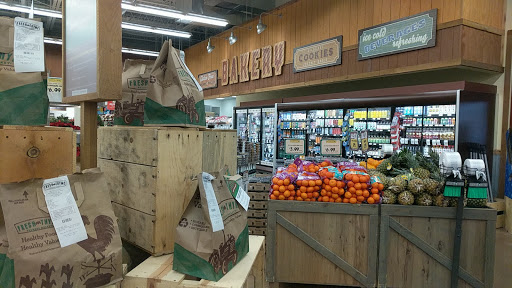 Grocery Store «Fresh Thyme Farmers Market- W. Des Moines», reviews and photos, 2900 University Ave, West Des Moines, IA 50266, USA