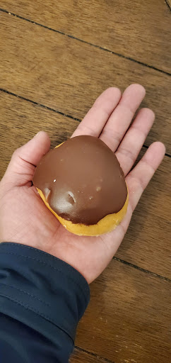 Bakery «Krispy Kreme Doughnuts», reviews and photos, 4302 Tacoma Mall Blvd, Tacoma, WA 98409, USA