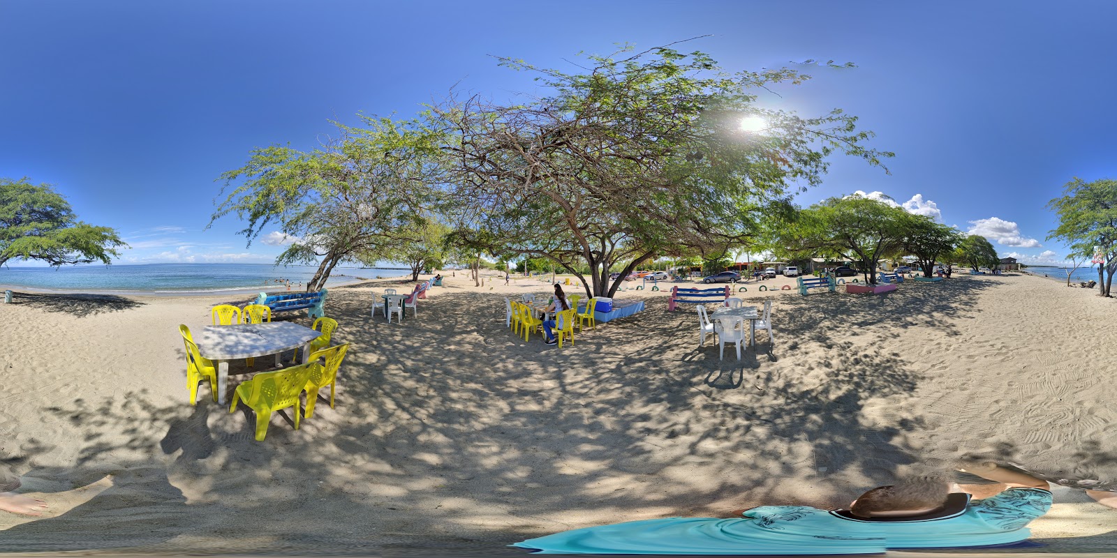Valokuva Playa Los Coquitosista. ja asutus