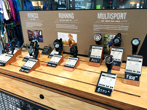 Camping Store «REI», reviews and photos, 350 Independence Blvd, Virginia Beach, VA 23462, USA