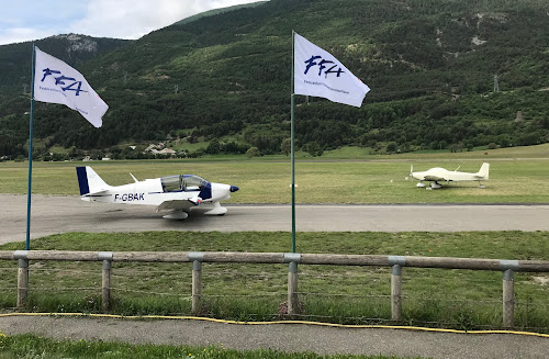 Aéroport régional Aérodrome de Mont Dauphin Saint Crépin Saint-Crepin