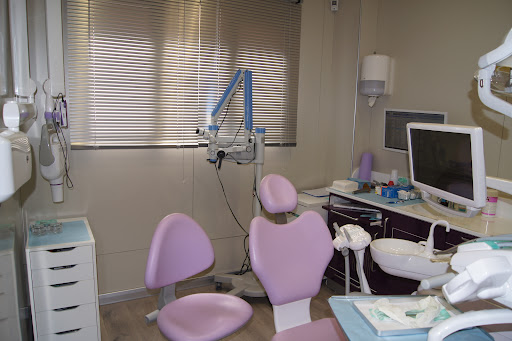 Clínica Dental Santamaría en Castilleja de la Cuesta, Sevilla