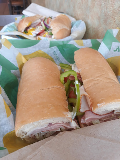 Restaurant «SUBWAY®Restaurants», reviews and photos, 1600 S Valley Dr Suite F, Las Cruces, NM 88001, USA