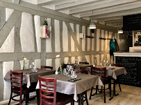Atmosphère du Restaurant français Le Petit Honfleur à Blois - n°9