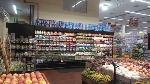 Supermarket «Fine Fare Supermarkets», reviews and photos, 656 Castle Hill Ave, Bronx, NY 10473, USA