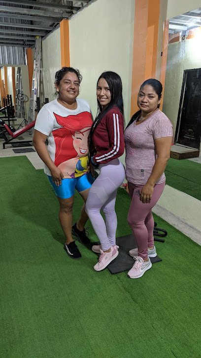 Power Fitness Center - Medardo Angel Silva, Ecuador