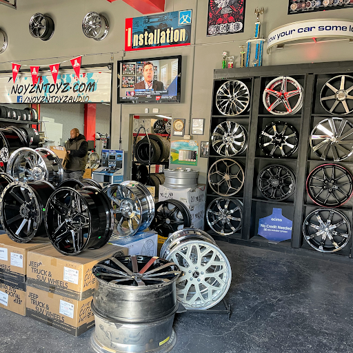 Car Stereo Store «Noyz & Toyz», reviews and photos, 7825 Lorain Ave, Cleveland, OH 44102, USA