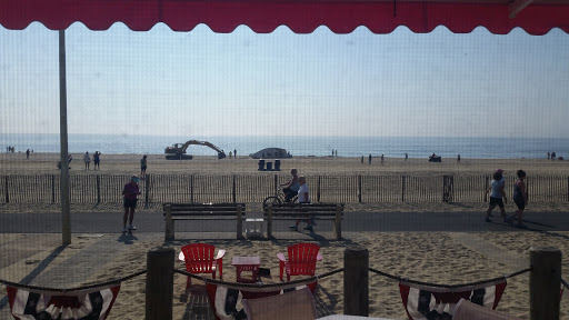 Breakfast Restaurant «Sandy Seagull Corner Store», reviews and photos, 101 1st Ave, Manasquan, NJ 08736, USA