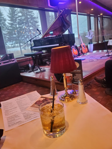 American Restaurant «Crooners Lounge and Supper Club», reviews and photos, 6161 Hwy 65 NE Highway 65 Northeast, Fridley, MN 55432, USA
