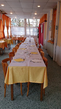 Atmosphère du Restaurant français Le Rosé de Touraine à Clairefontaine-en-Yvelines - n°5