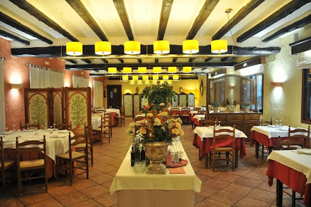 Masia del Pla restaurant Carretera de Valls, Km 19, 43810 El Pla de Santa Maria, Tarragona, España