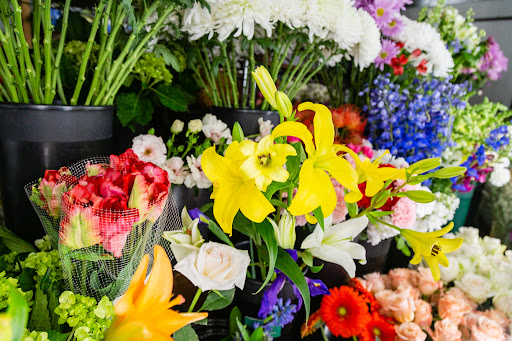 Florist «Roaring Oaks Florist», reviews and photos, 349A Main St, Lakeville, CT 06039, USA