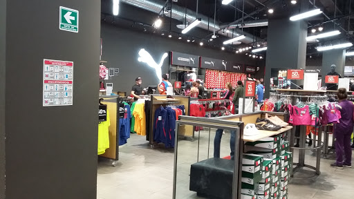 Outlet Store Puma Plaza Central