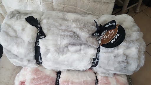 Dry Cleaner «Baird Drive-In Cleaners», reviews and photos, 556 State St, Orem, UT 84058, USA