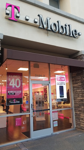 Cell Phone Store «T-Mobile», reviews and photos, 3195 Zinfandel Dr #2, Rancho Cordova, CA 95670, USA