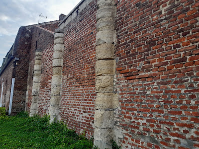 Vestige du monastère d'Awoingt à Awoingt