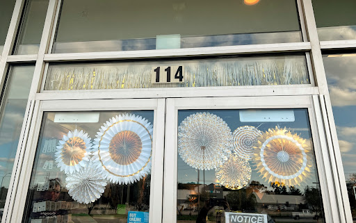 Cell Phone Store «AT&T», reviews and photos, 4100 University Ave #114, West Des Moines, IA 50266, USA