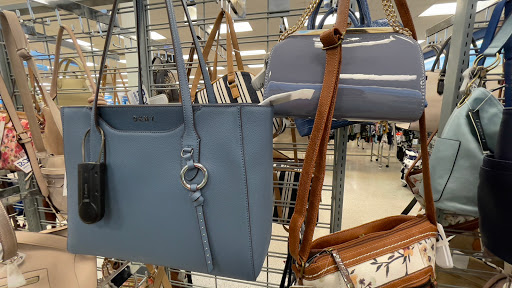 Clothing Store «Ross Dress for Less», reviews and photos, 1990 S University Dr, Davie, FL 33324, USA