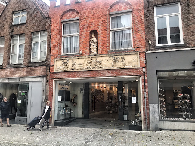 Beoordelingen van Parfumerie Centrale Brugge bvba in Brugge - Cosmeticawinkel