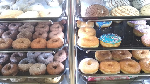 Donut Shop «Yum Yum Donuts», reviews and photos, 10518 Garvey Ave, El Monte, CA 91731, USA