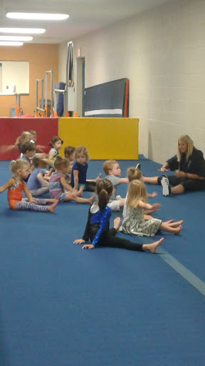 Recreation Center «Community Recreation Center», reviews and photos, 3000 Glenview Rd, Wilmette, IL 60091, USA