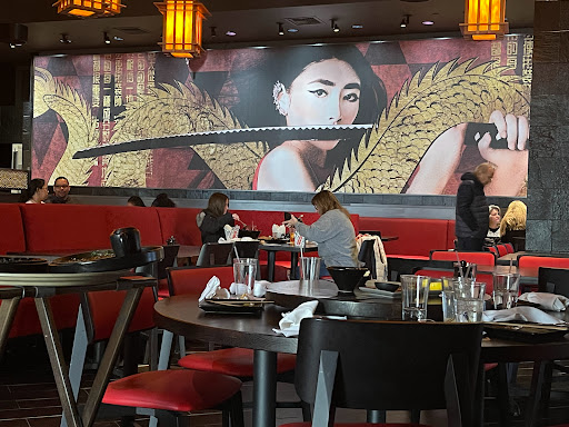 Shopping Mall «The Shops at Valley Square», reviews and photos, 1501 N Main St #200, Warrington, PA 18976, USA