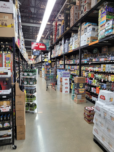 Liquor Store «Liquor Barn», reviews and photos, 287 E Dundee Rd, Wheeling, IL 60090, USA