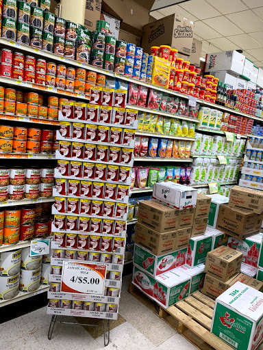 Supermarket «Fine Fare Supermarket», reviews and photos, 200 W Buttonwood St, Reading, PA 19601, USA