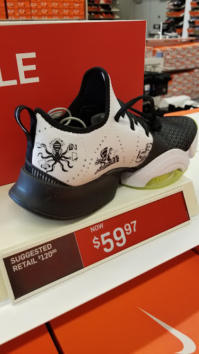 Clothing Store «Nike Factory Store», reviews and photos, 7105 Mills Civic Pkwy #140, West Des Moines, IA 50266, USA