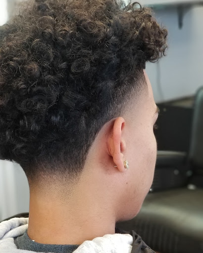 Barber Shop «Innovative Barbershop & Salon», reviews and photos, 390 North McKinley Street #116, Corona, CA 92879, USA