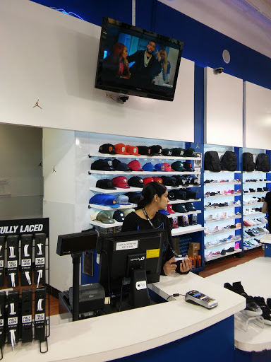 Shoe Store «Shiekh Shoes», reviews and photos, 7215 Stockton Blvd, Sacramento, CA 95823, USA