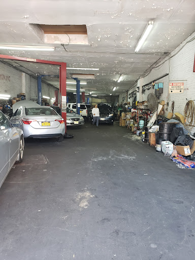 Auto Repair Shop «lll Auto Repairs», reviews and photos, 528 President St, Brooklyn, NY 11215, USA