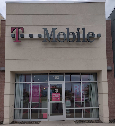 T-Mobile, 5205 Cleveland Blvd #102, Caldwell, ID 83607, USA, 