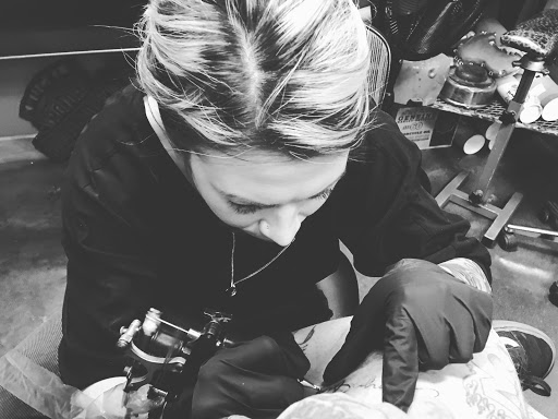 Tattoo Shop «Fast Lane Tattoo (Oracle Rd.)», reviews and photos, 3801 N Oracle Rd, Tucson, AZ 85705, USA