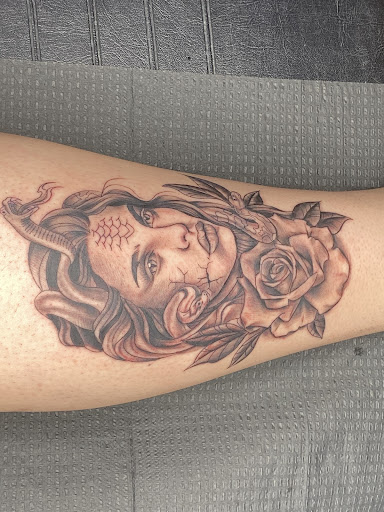 Explore back of hand tattoo ideas, creative tattoo ideas in Kissimmee, available at Fallen Heroes Tattoo & Piercing (Florida)