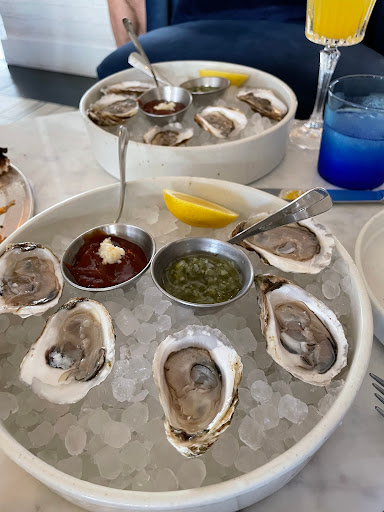 1/2 DOZEN KUMAMOTO OYSTERS