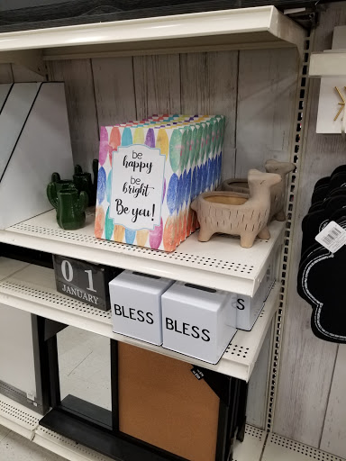 Craft Store «Michaels», reviews and photos, 60 Gregory Ln, Pleasant Hill, CA 94523, USA