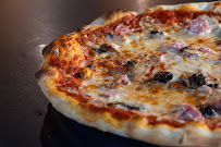 Pizza du Pizzeria Au Comptoir de Malia à Mallemort - n°18