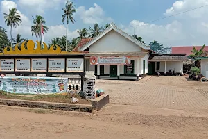 Balai Desa Bauh Gunung Sari image